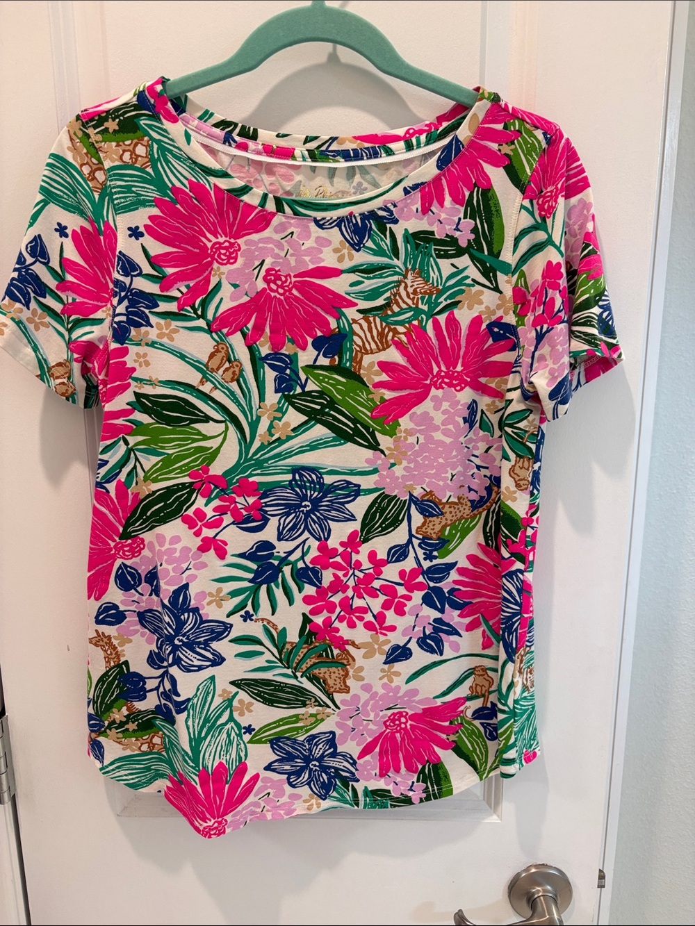 Lilly Pulitzer Multicolor Floral Short Sleeve Tee in Hot Pink & Green
